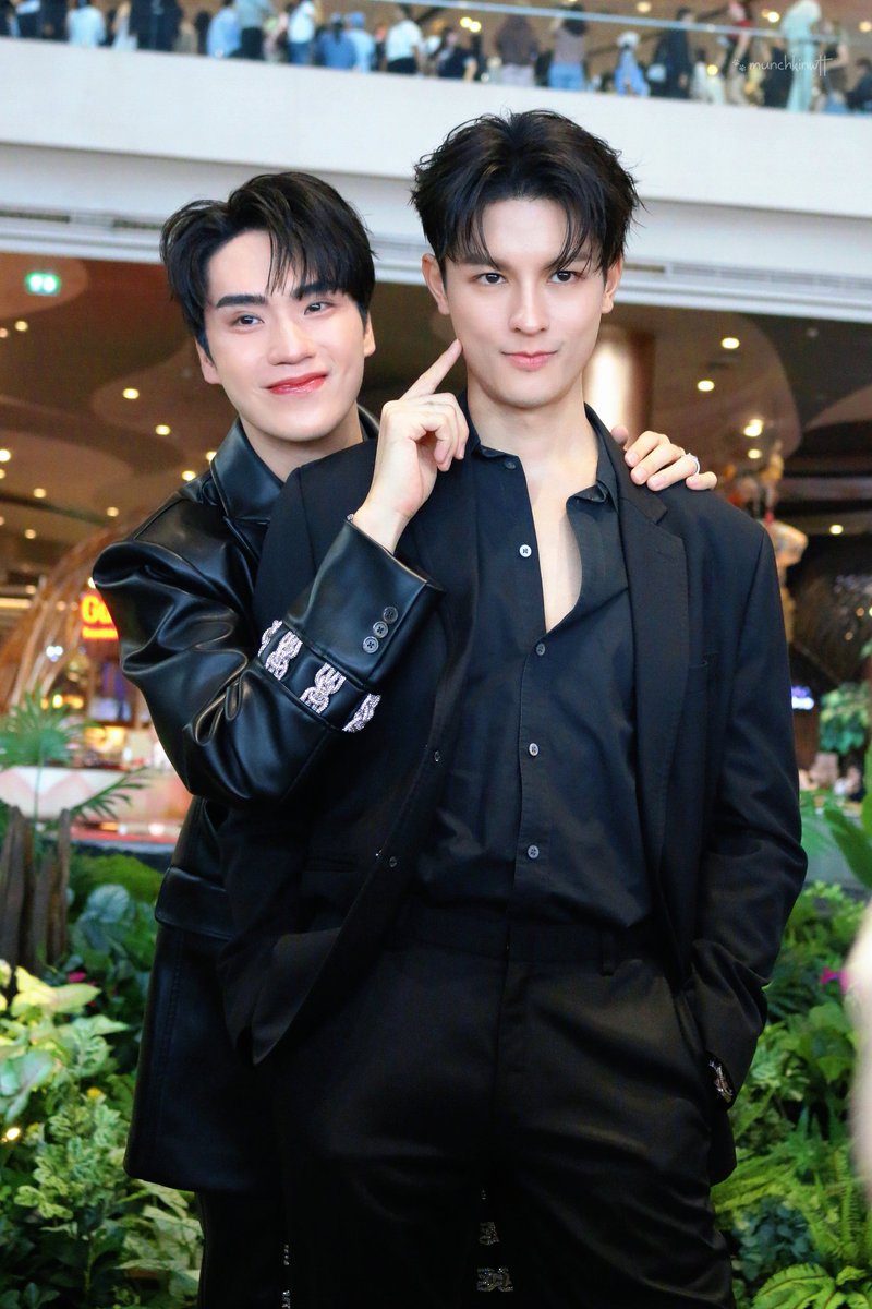 [🐱📸] #ᴍᴜɴᴄʜᴋɪɴꜱɴᴀᴘ

จิ้มแจ้ม

#EFW2025xTEeThanapon
#TEeThanapon #masu_ms