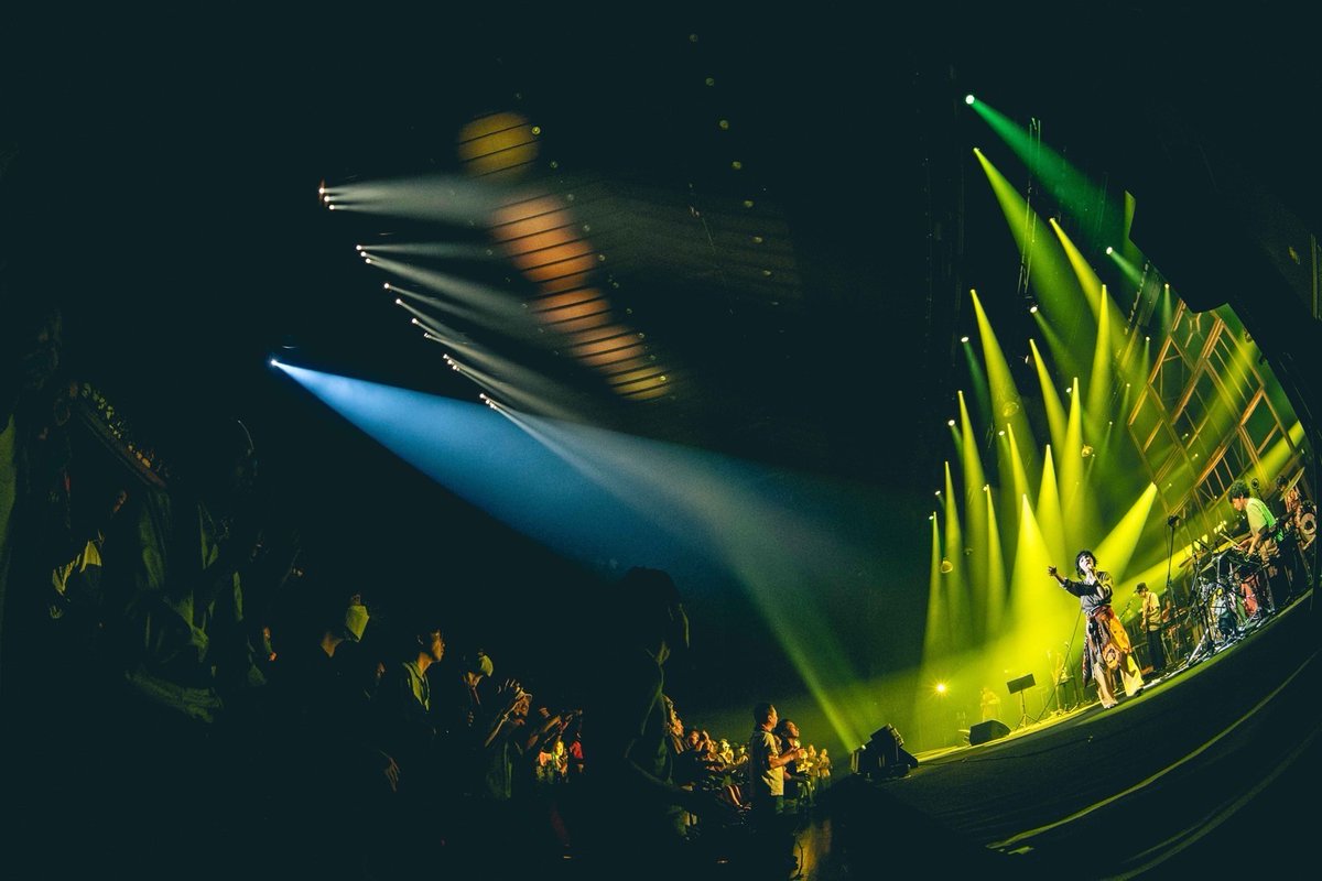 Superfly Hall Tour 2025 “Amazing Session”
大阪・フェスティバルホール Day.2

2日間ありがとうございました！

本日アンコールラスト1曲の動画・画像は「#SuperflyAmazingSession」でぜひSNSに投稿してください🙏
また、感想はアンケートまでどうぞ💁
superfly-web.com/special/2025qu…

Vo. Superfly