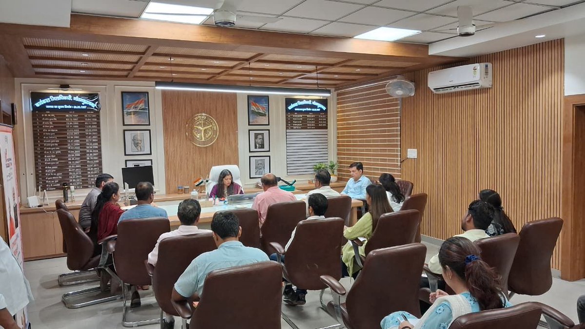 DM NOIDA Gautam Buddha Nagar tweet media