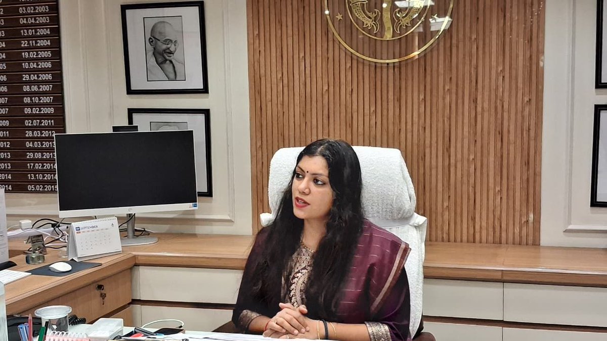 DM NOIDA Gautam Buddha Nagar tweet media