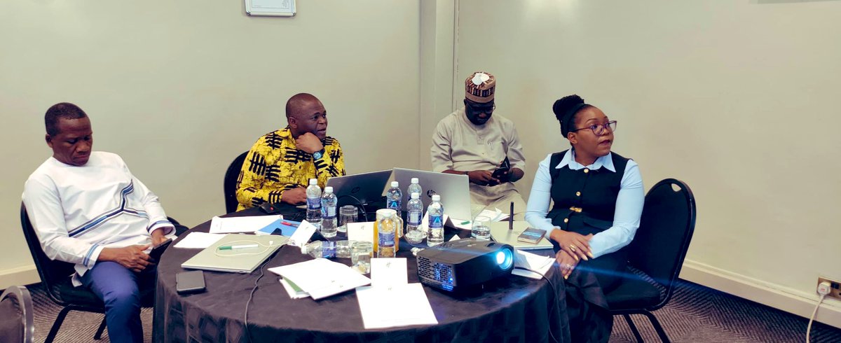 AUC_PAPS's tweet photo. Ongoing in Harare 🇿🇼 (15–20 Sept 2025): #AU Peace Support Operations Division (#PSOD), #AU Administration & Human Resources Management Directorate (#HRMD), #RECs/#RMs, #AU Police Strategic Support Group (#PSSG) & partners are developing a Selection Manual to guide the process for selecting Professional Police Staff (#PPS), Individual Police Officers (#IPOs), Formed Police Units (#FPUs) & Specialized Police Teams for deployment to current missions & the #ASF.
This manual will standardize procedures across #RECs/#RMs, ensuring transparency, efficiency & consistency in selecting police capabilities for #AU #PSOs. Another step towards a robust, rapid & credible #ASF.