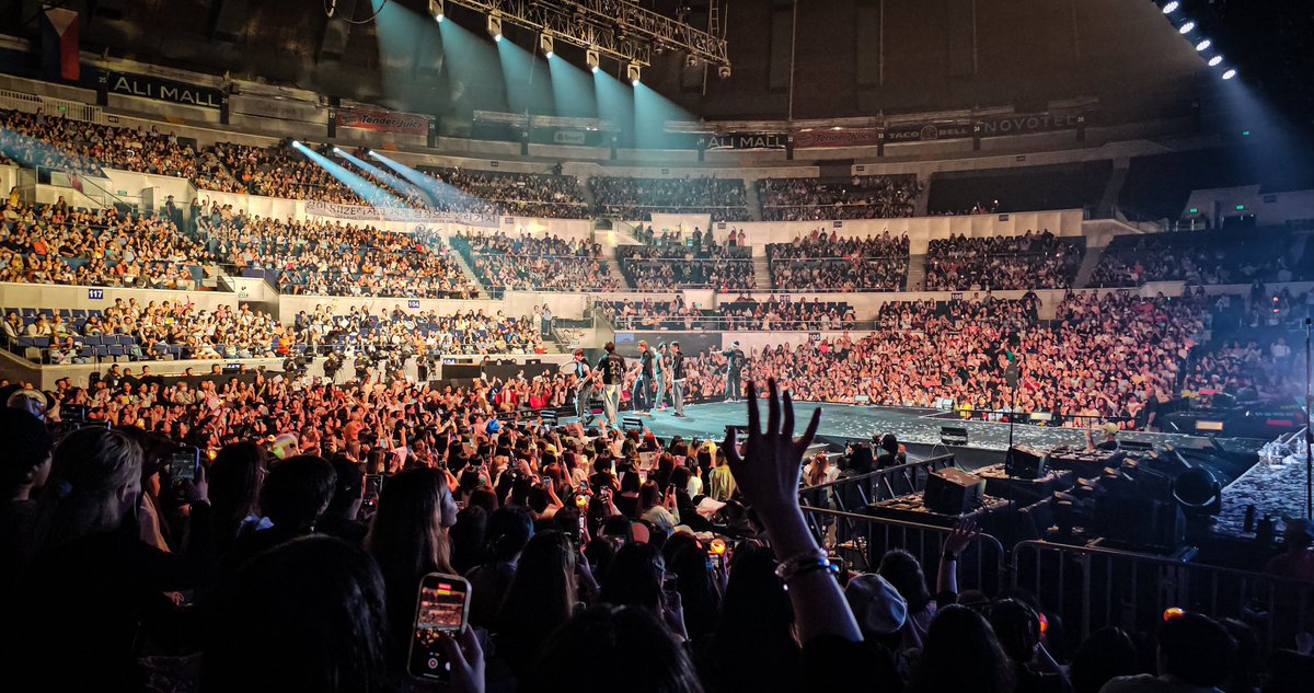 Project4RIIZE's tweet photo. [𝐁𝐚𝐜𝐤𝟐𝐑𝐈𝐈𝐙𝐄]

Your bias before the RIIZE Fan-Con/Fansign
and your bias after?🤣 QRT or Comment it! 

Stanning RIIZE is fun yet thrilling! Like riding in a roller coaster!! But, seeing them perform, makes us love and support them even more🫂

Buy your ticket at https://t.co/BDySPl7GnW or sm ticket outlet near you!🤗

#RIIZINGLOUD_IN_MANILA 
#RIIZINGLOUDInManila
#RIIZINGLOUD #RIIZEInManila
#RIIZE #라이즈 
#SHOTARO #쇼타로 #EUNSEOK #은석 
#SUNGCHAN #성찬 #WONBIN #원빈 
#SOHEE #소희 #ANTON #앤톤