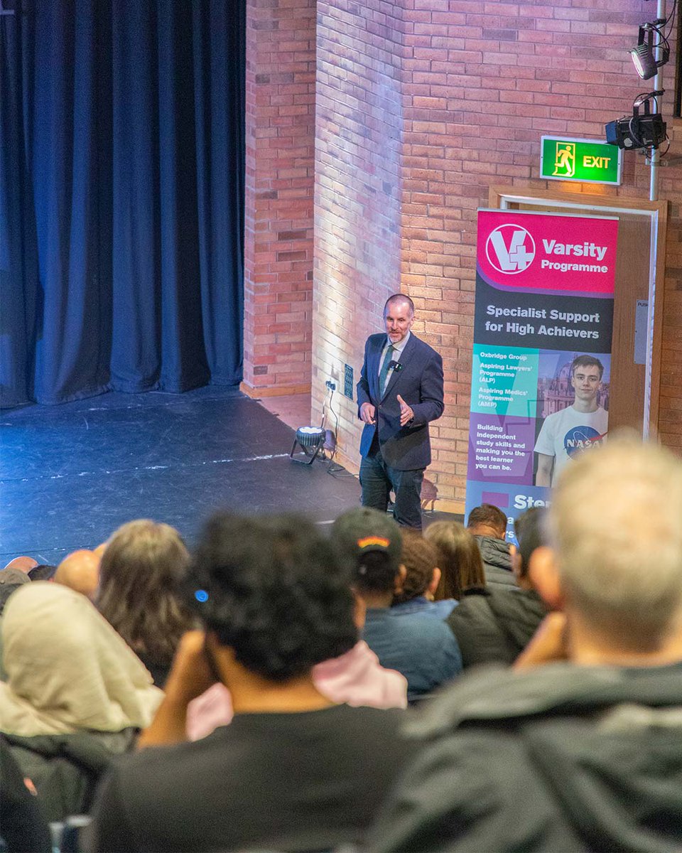 OSFC_Info's tweet image. Last night, we held our New Parents&apos; Welcome Evening. It was great to see our lecture theatre full of eager parents and carers keen to learn more about how to support their child whilst at OSFC.

Don&apos;t forget to create your parents account on Cedar

#WeAreOSFC