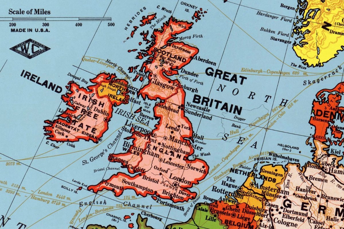 Small boats. Kindertransport. Ugandan Asians.

A new £2m <a href="/UKRI_News/">UK Research and Innovation</a> project at <a href="/UniofReading/">Uni of Reading</a> will study how British attitudes to refugees have shifted over the past century.

Led by Dr Ellen Pilsworth, Nation of Refuge launches this autumn.

Full story: rdg.ac/4nwy44O