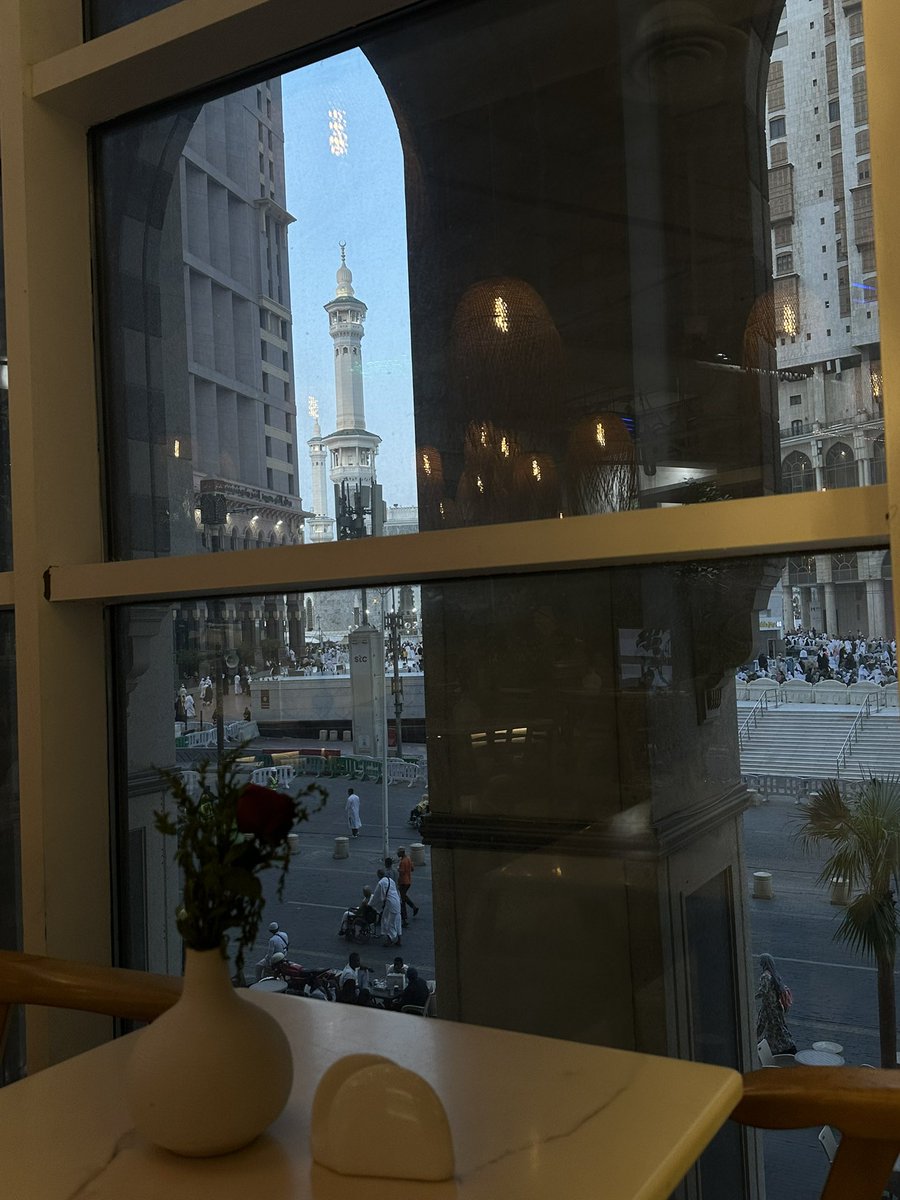 اللهم ربنا لك الحمد، ملء السماوات وملء الأرض، وملء ما شئت من شيء بعد أهل الثناء والمجد، لا مانع لما أعطيت، ولا معطي لما منعت ولا ينفع ذا الجد منك الجد .