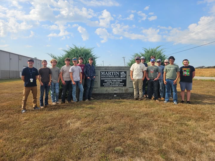 Big thanks to <a href="/LoganCoCTC/">LoganCountyCTC</a> for brining their manufacturing students to tour Martin Industries! 👏
Always great to see the next generation of makers and innovators learning firsthand about our work. 

#FutureWorkForce #skilledtrades #madeinkentucky #AgInnovation