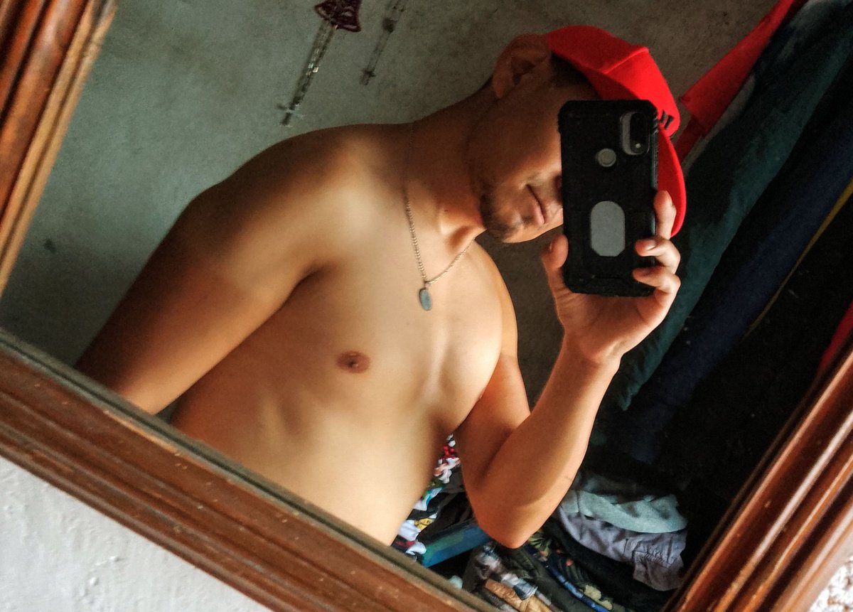 Tengo el día libre quien para portarnos mal?? 😎 ando 🔥
En #Queretaro