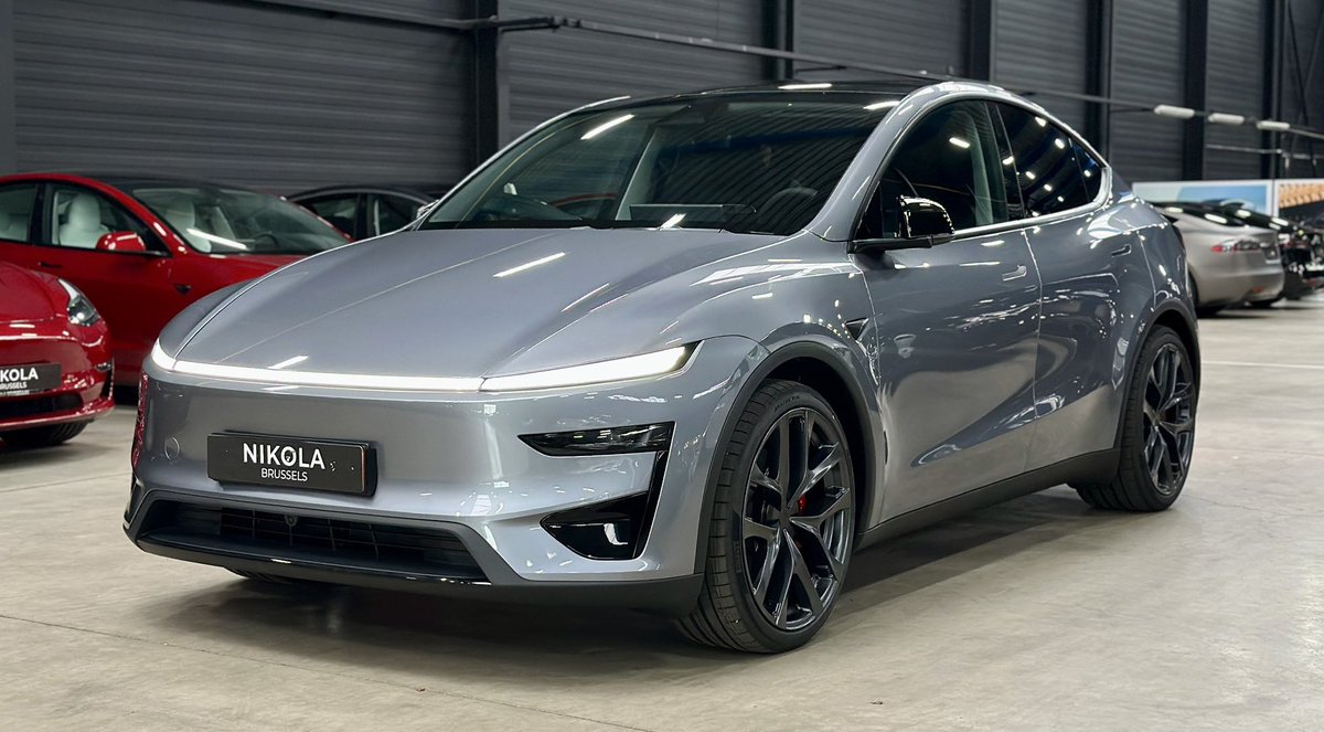 niccruzpatane's tweet image. Some awesome shots of a newly delivered Model Y Performance courtesy of @NikolaBrussels