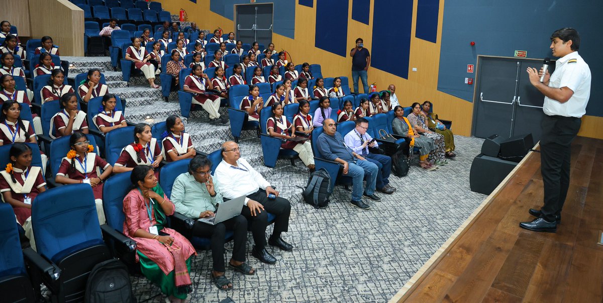 As part of #YatriSewaDiwas, students of Telangana Social Welfare Residential School &amp; Jr. College for Girls visited Begumpet Airport, gaining insights into aviation and career opportunities in the field. <a href="/AAI_Official/">Airports Authority of India</a> <a href="/MoCA_GoI/">MoCA_GoI</a> <a href="/AAIRHQSR/">Regional Executive Director AAI Southern Region</a>