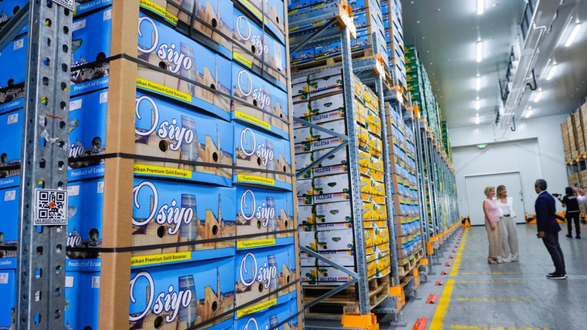 ¡Atención sector bananero!
El presidente Daniel Noboa podrá fijar de manera  temporal el precio mínimo del banano, mientras se dan las mesas de negociación entre productores y #exportadores
👉Para el 2025, la caja de 43 lb quedó en USD 7,25.
Un paso clave para dar estabilidad