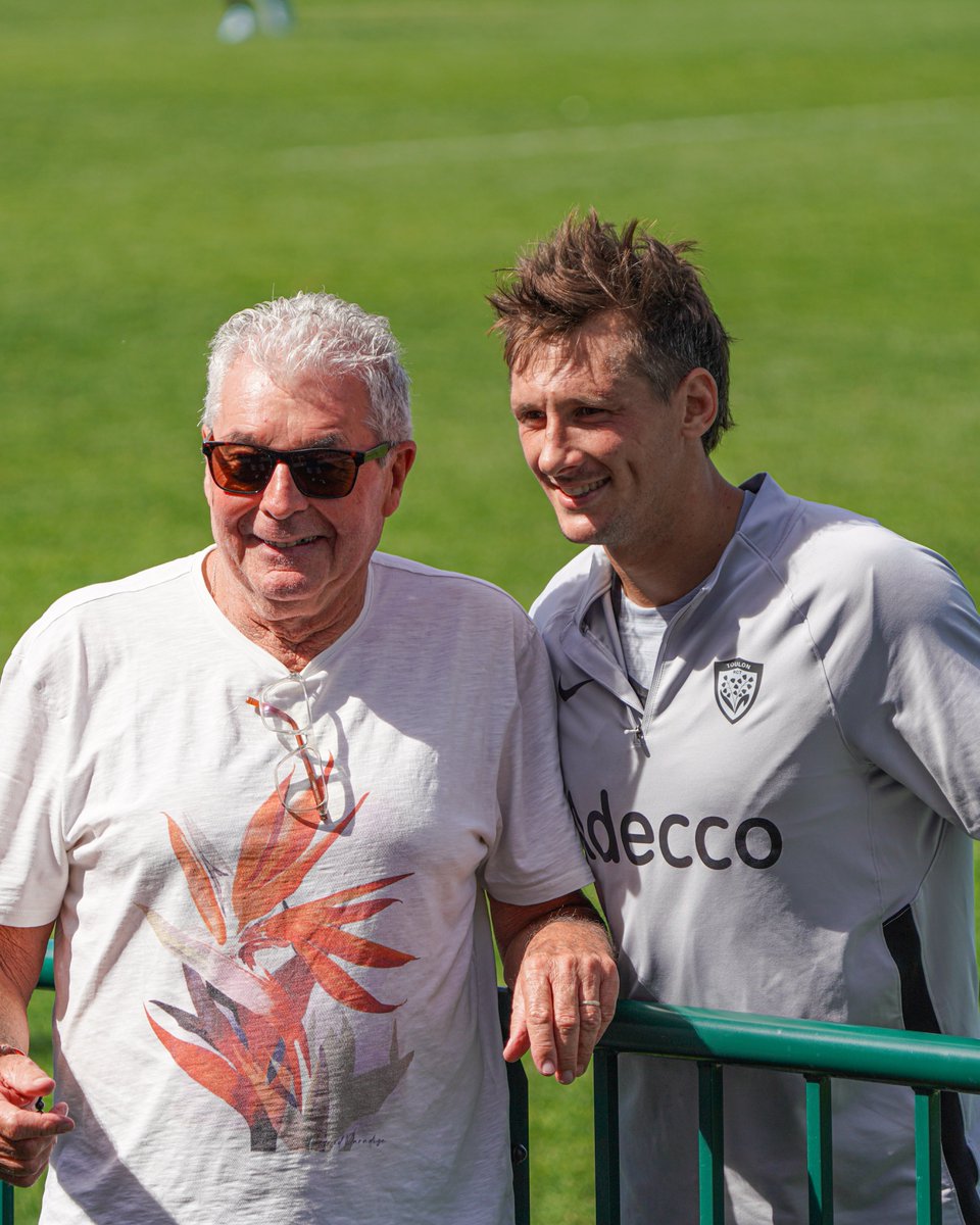 RCTofficiel's tweet image. Toujours un plaisir de vous retrouver au Campus RCT 🫶❤️🖤

#ParceQueToulon