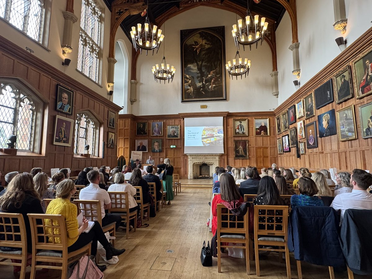 CristaHazell's tweet image. The wonderful @DrIanCollen kicking off the @ALL4language Northern Ireland Network in this beautiful space. Delighted to be here with @StevenFawkes representing #ALL4Language #mfltwitterati #mflchat #langchat