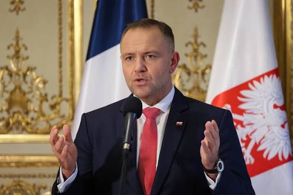 Ambasada III RP tweet media