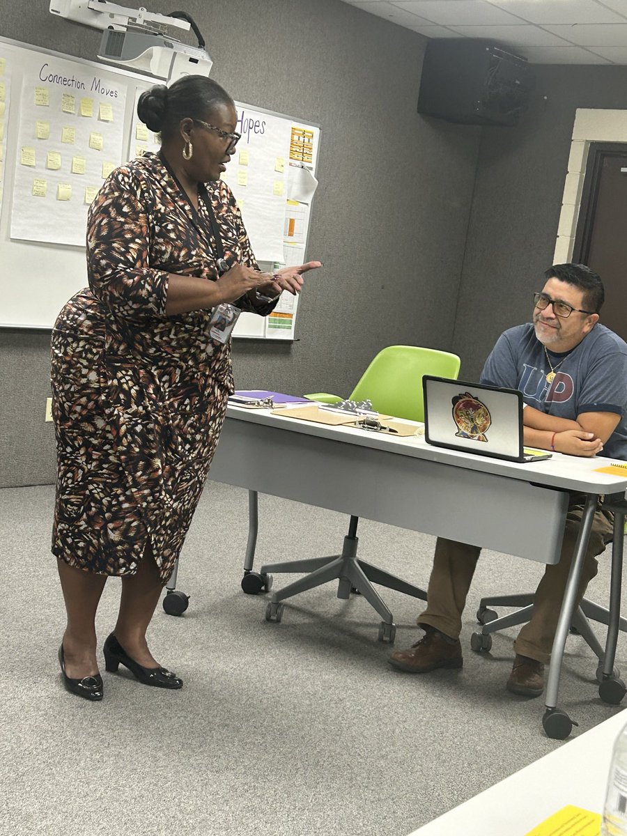 Calibration walks and talks at GWC with <a href="/LancasterISD/">Lancaster ISD</a> Secondary Principals. Great discussions around Dimensions 2 &amp; 3. Thanks for opening your campus Ms. Wright. <a href="/YvonneMThornton/">YThornton</a> #learnleadroar 🧡🖤