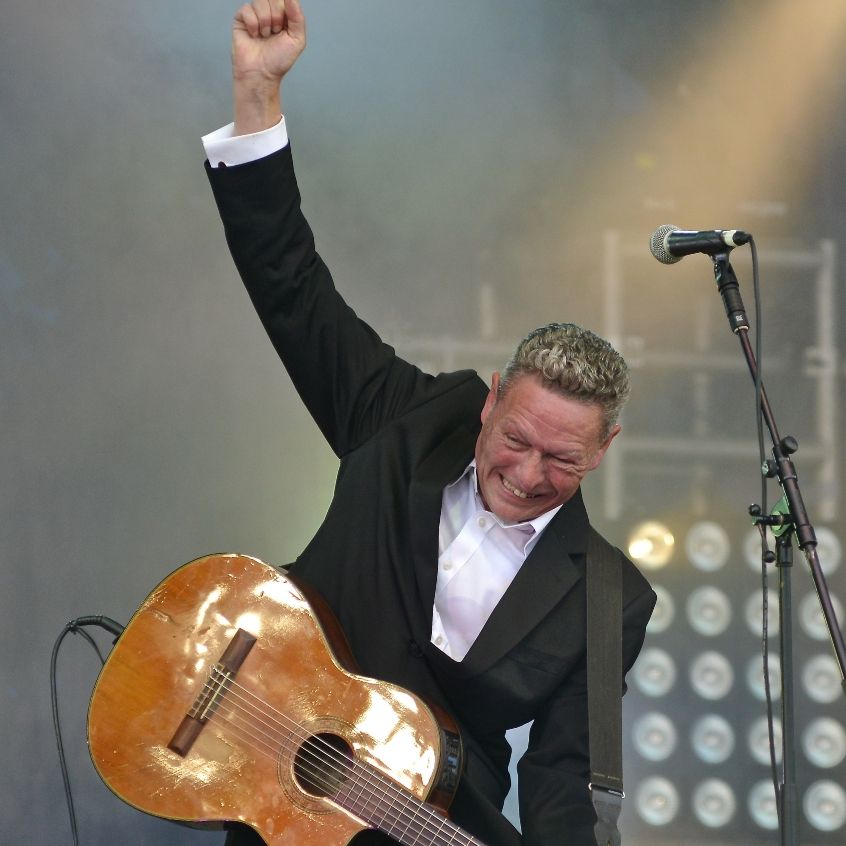 Final call for our weekend ticketed events 📣
There are now limited tickets available for our Friday &amp; Saturday evening events.
southdownsfolkfest.co.uk