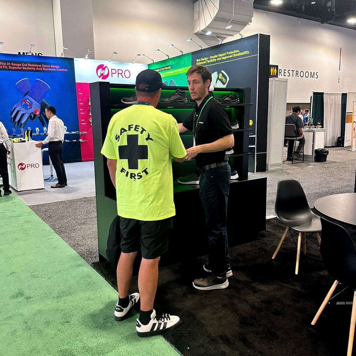 VoranUSA's tweet photo. NSC Safety 2025 was a success thanks to you!

We connected with incredible safety professionals and showcased how Voran redefines protection and comfort.

We leave inspired and ready to keep pushing the limits of safety and innovation.
See you next year! 😊

#Voran #NSC2025 https://t.co/Se27br4kVK