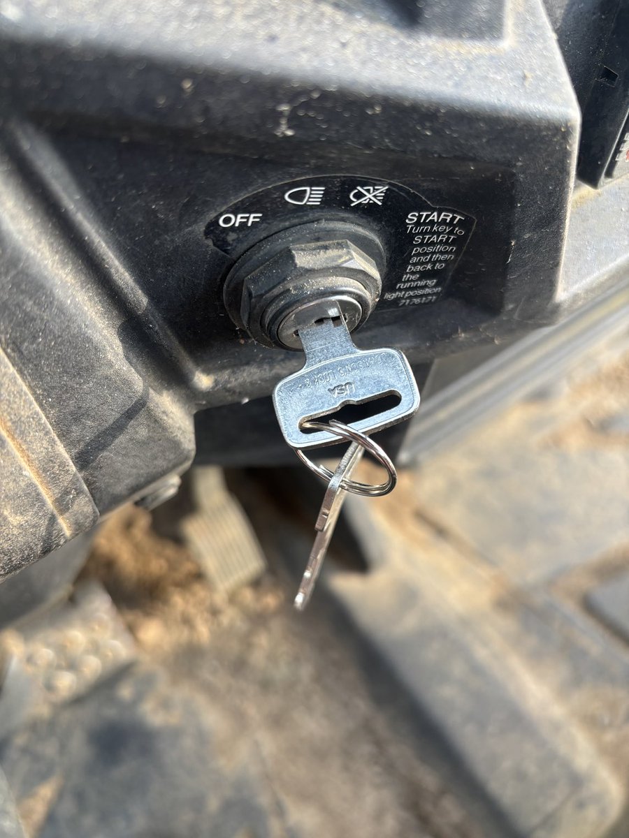 johnsonslockkey's tweet photo. Made keys to a Polaris Ranger https://t.co/FZKk1yFS7f