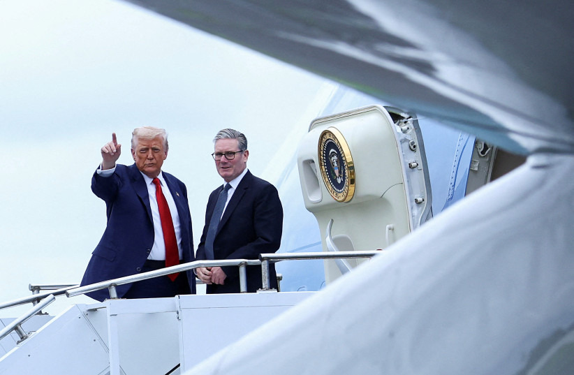 MarioNawfal's tweet photo. 🇬🇧🇮🇱 UK TO RECOGNIZE PALESTINIAN STATE AFTER TRUMP VISIT

The UK is reportedly set to officially recognize a Palestinian state as early as this weekend.

Starmer delayed the announcement to avoid overshadowing his joint appearance with Trump.

This comes ahead of a wave of expected recognitions at the UN General Assembly next week.

Source: Jerusalem Post