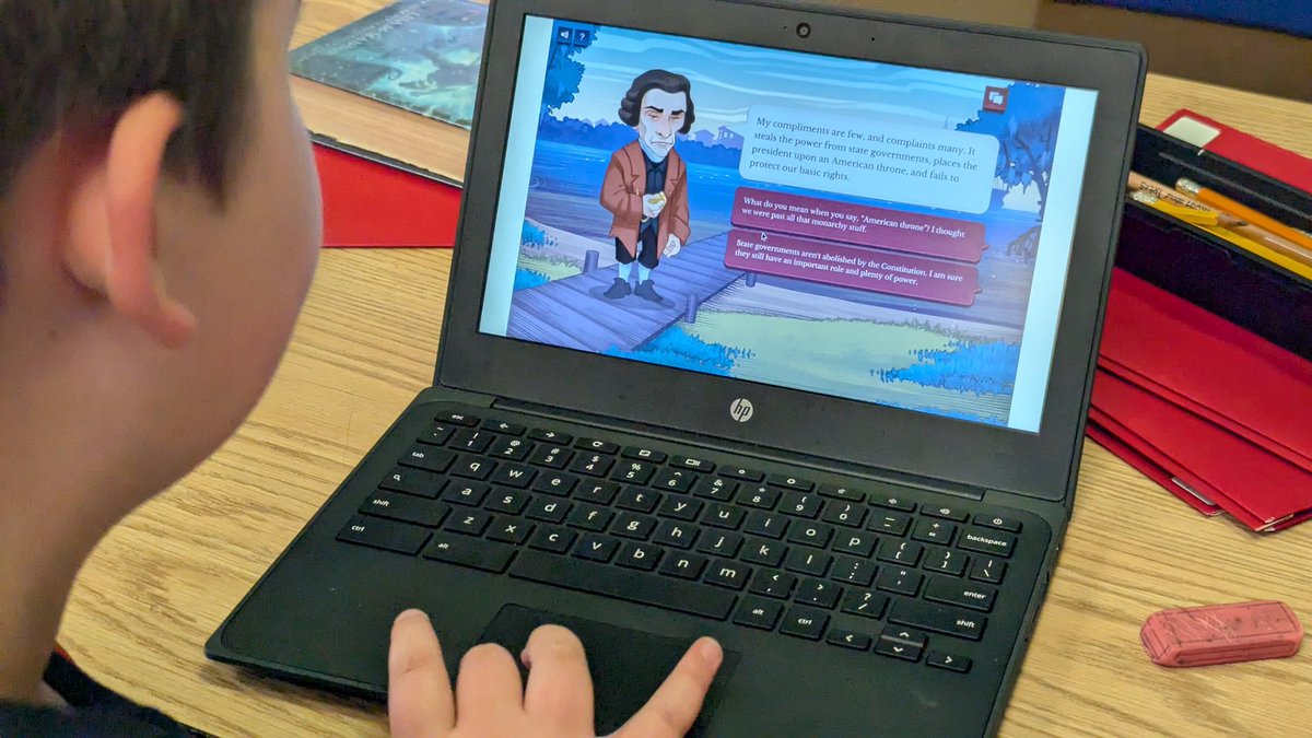 The #RaceToRatify is on! In honor of Constitution Day 5th grade WINGS students traveled back to 1787 to learn about the Federalists and Anti-Federalists as the social media influencers of the time -- pamphleteers! #TeamGifted 
<a href="/HowertonGifted/">Julie Howerton</a> <a href="/PhelpsCenter/">Phelps Center</a> <a href="/officialSPS/">Springfield Public Schools</a>