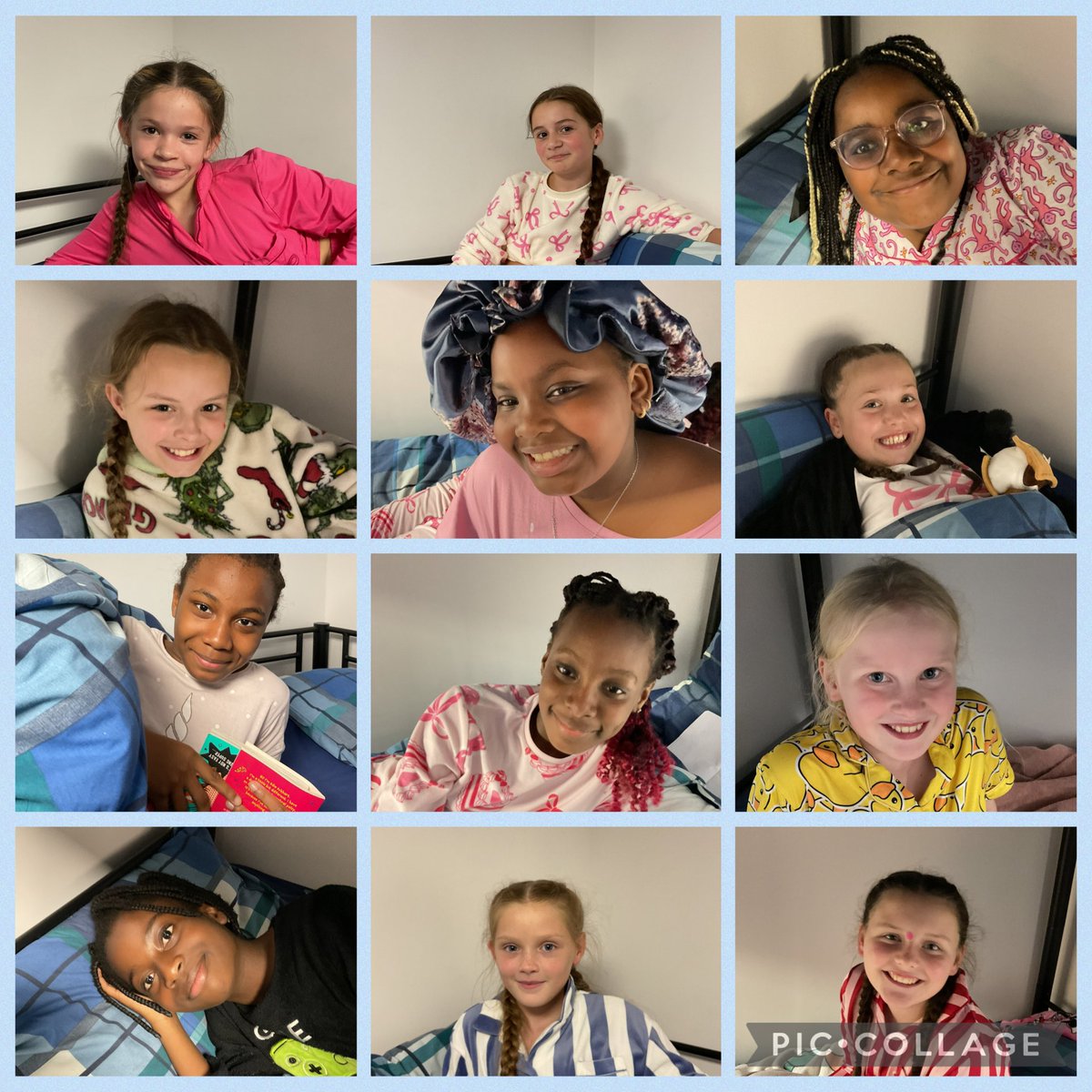 Year6A's tweet photo. Good night from Whitby x https://t.co/DRVavjgiAr