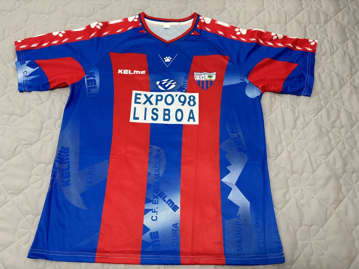 Futbol-Retro tweet media