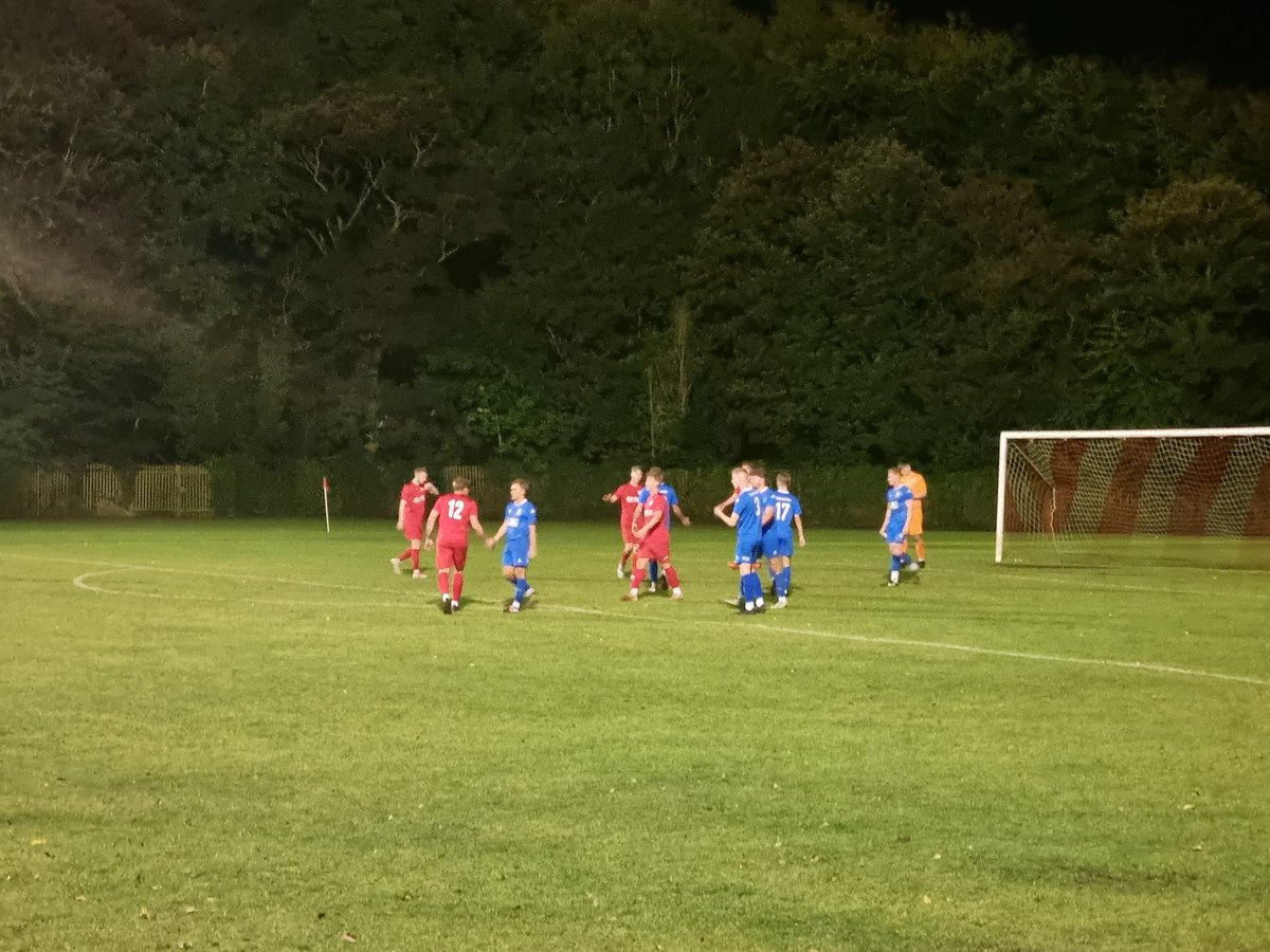 It's all over at The Totally Training Stadium &amp; a dominant 2nd half performance with goals from <a href="/JoshuaB79999657/">Joshua Brown</a> <a href="/JSquires4/">Squaz</a> (2) &amp; Harrison Marvin meant the Briggers ran out 4-0 winners.