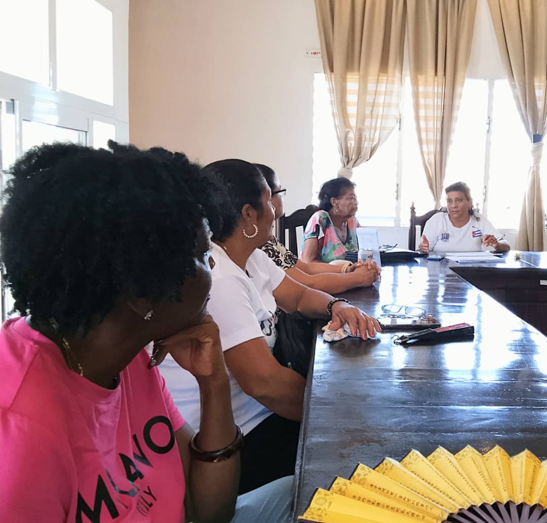 YanetsyTerry's tweet image. Diputados de la @AsambleaCuba cumplimentan, en #ProvinciaGranma, el programa de actividades como parte de la Rendición de Cuenta del @citmacuba y la Alta Fiscalización al @Minjus_Cuba. #PoderDelPueblo. @PartidoPCC @PresidenciaCuba @GobiernoCuba @GobiernoGranma @YudelkisOrtizB