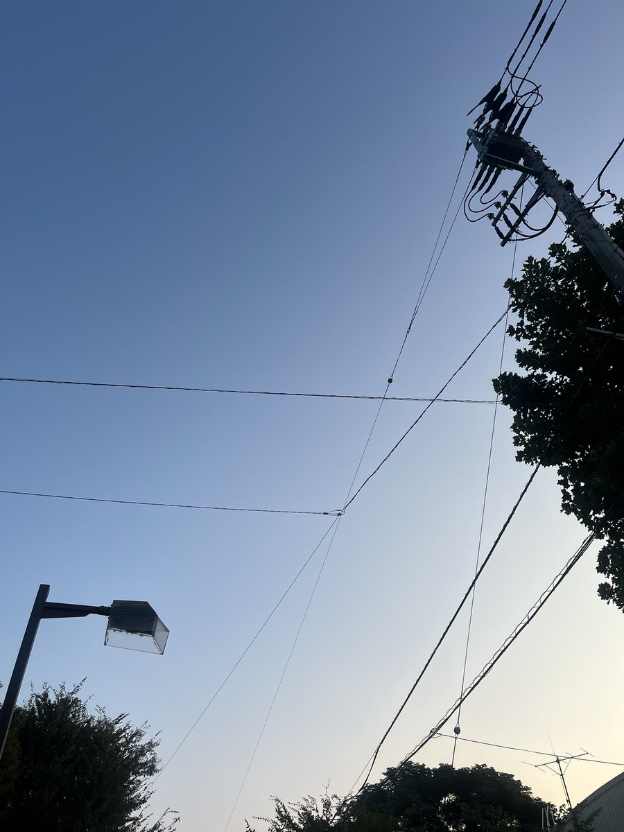夜明けとともに出発！
本日撮影Dayです

日常に戻ったなぁという感じ

…と言って劇団衣装・小道具の整理、精算とまだ何ひとつ終わってませんが…

森川の年内の舞台は #スタァ誕生！？ で終了予定です
が、出演依頼はお待ちしてますー🙌