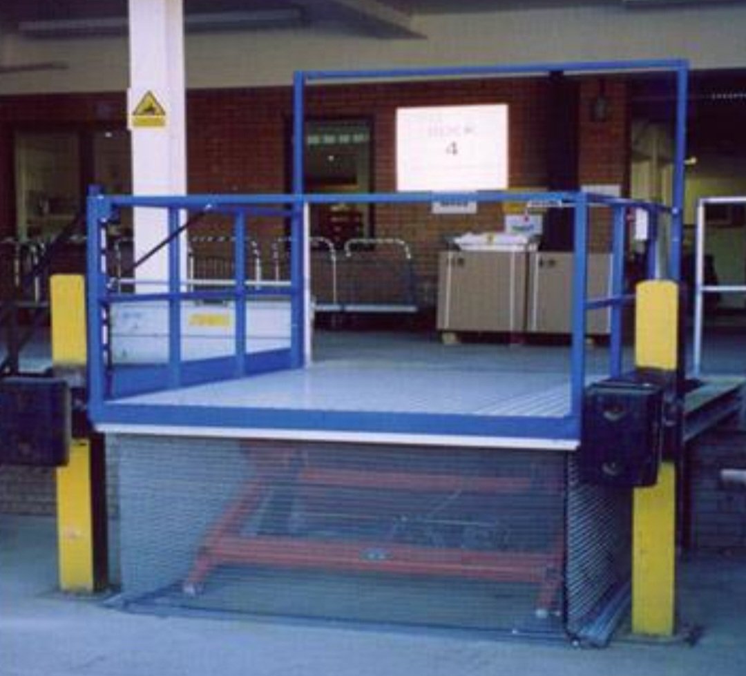 ActionHandling's tweet image. Looking for safer, more efficient loading bay solutions? Our scissor lift tables offer flexibility over fixed docks – ideal for pallets, roll cages &amp;amp; more.

📞 01279 724989
🌐 actionhandling.co.uk

#LoadingBay #ScissorLift #UKManufacturing #MaterialHandling