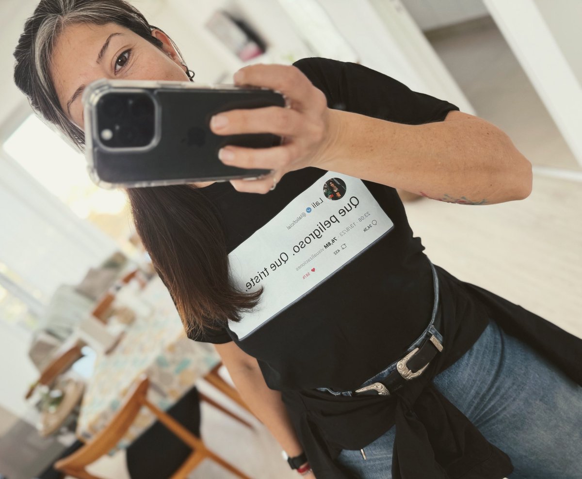 Ferviente defensora de utilizar a la ropa como herramienta de expresión política

#MarchaFederalUniversitaria