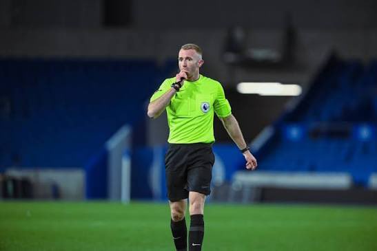 🔜 Join us tomorrow night as we look forward to welcoming EFL referee Stephen Parkinson for a session on positioning! 

⏰ 7:45pm
📍 Amersham Community Centre
🍺 Bar open