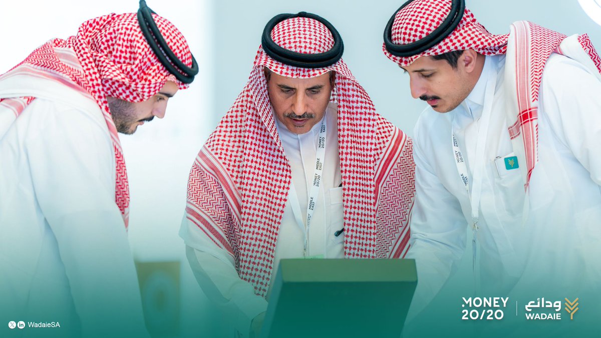WadaieSA's tweet image. 📸 لقطات من اليوم الأخير في مؤتمر Money20/20 بالرياض ✨
تجربة مليئة بالحوار والإلهام في جناح ودائع 

#Money2020MiddleEast