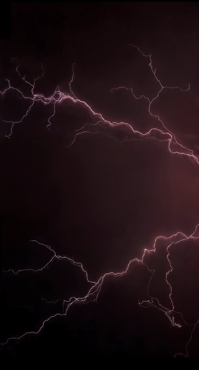 1u_21's tweet photo. ⚡️🌌 https://t.co/fgqfK6x9UJ