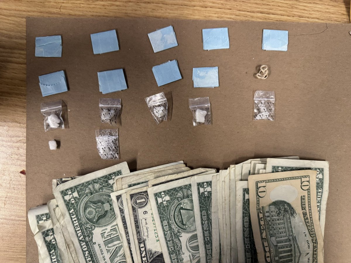 2 dealers arrested 👉 Washington Square Park.  Great job by our Special Operations Team. We will not rest until every poison pusher is arrested. We will continue to confiscate the drugs and the money as arrest evidence!