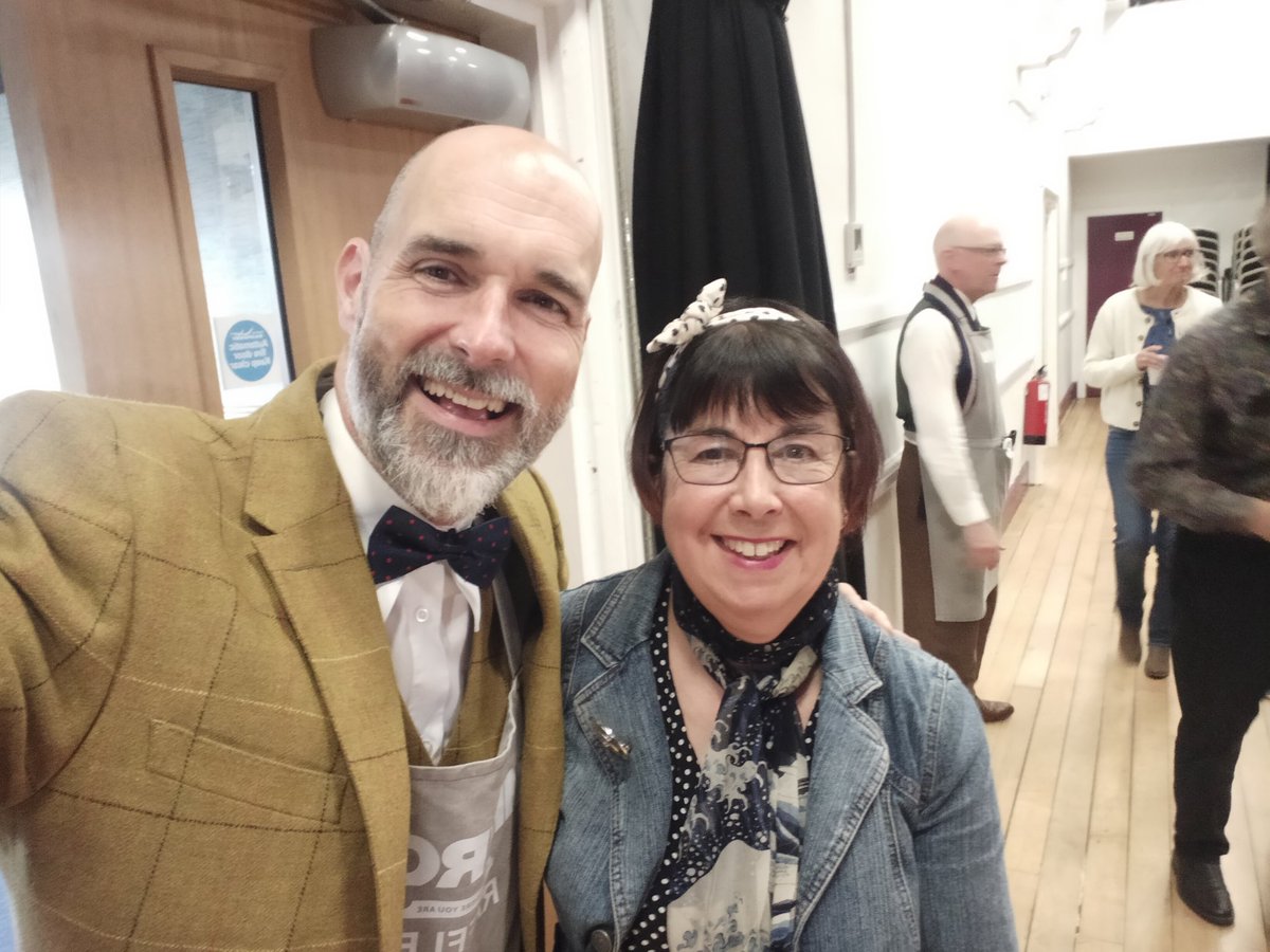 So good to catch up with <a href="/JamesMcLean5/">James McLean</a> at Mikron 's excellent Hush Hush performance at Howden Shire Hall today. 😊🎭🎶