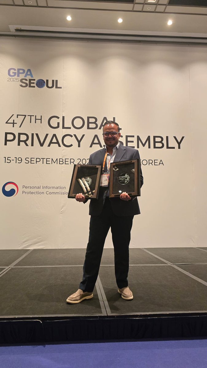 lauraenriquezr's tweet image. 🌟 Muy orgullosa de compartirles que dos proyectos del @InfoCdMex fueron reconocidos en los Global Privacy and Data Protection Awards 2025 @PrivacyAssembly:

🏅SIVER, en Innovación 
🏅INFOVERSO, en Resolución de disputas

La tecnología al servicio de los derechos humanos 🙌🏻
