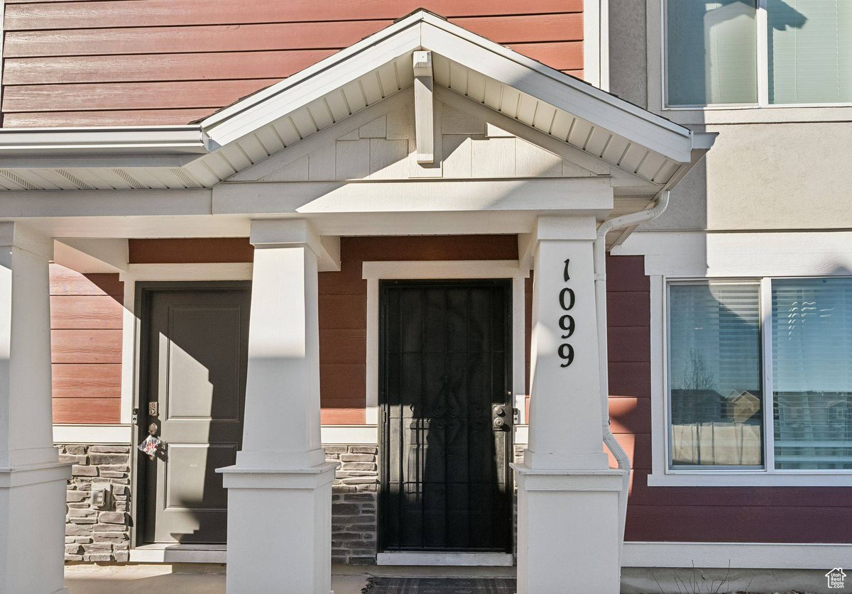 ThePerryGroupUT's tweet photo. 1099 E QUARTERDECK WAY, Saratoga Springs, UT 84045 just sold! Contact us for assistance in doing the same with your property. It would be our pleasure to work with you. https://t.co/XZmpUDAFMx