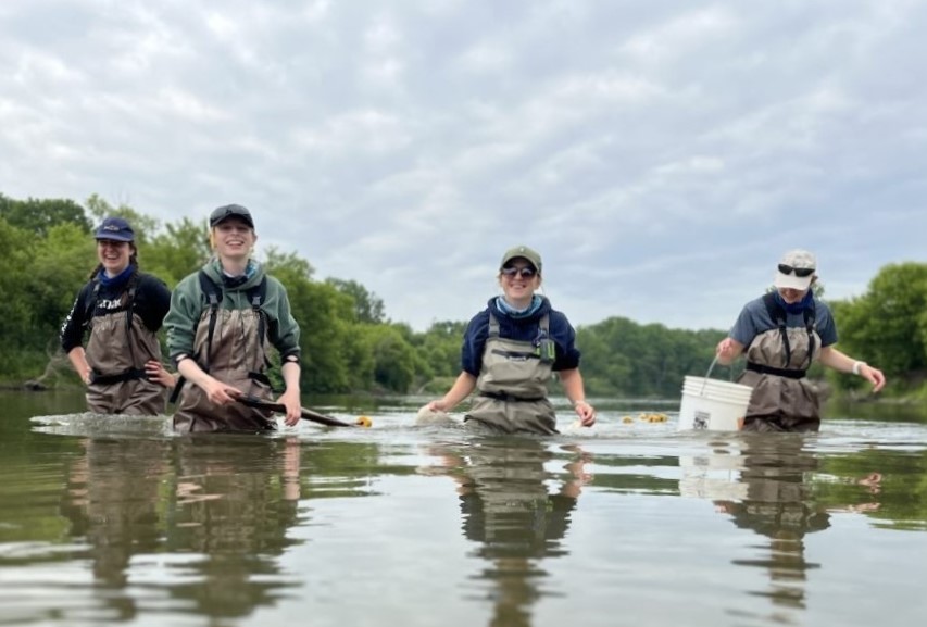 1/2 Make a difference this summer on the Great Lakes! Through the Federal Student Work Experience Program, we’re hiring students for field and lab roles in Burlington &amp; Sault Ste. Marie (April–Aug 2026).