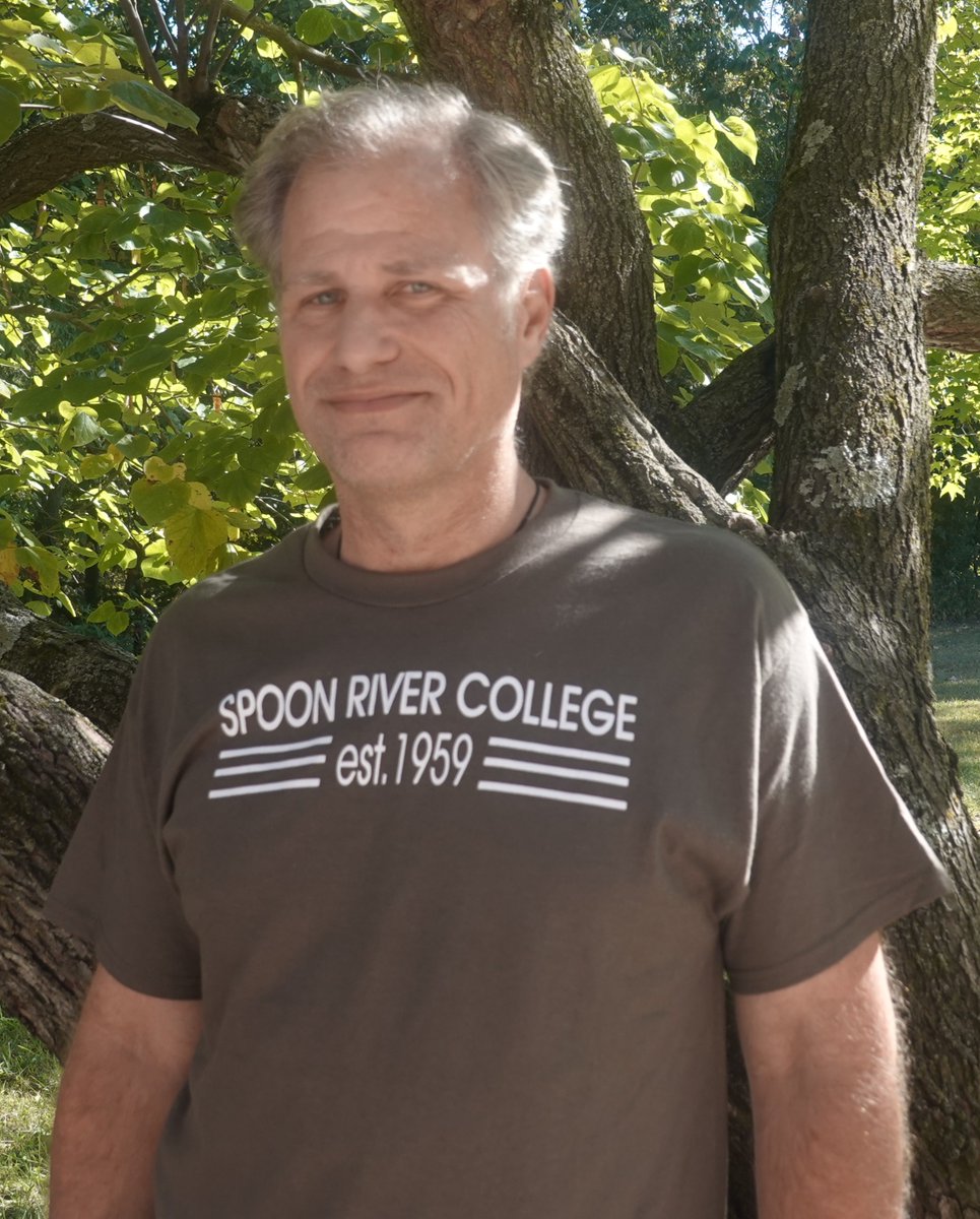 Welcome to Dr. Shelby Henning as a full-time instructor in the Agriculture department! Fun fact: he was born in South Africa and moved to the US when he was in grade school.

src.edu/blog/spoon-riv…