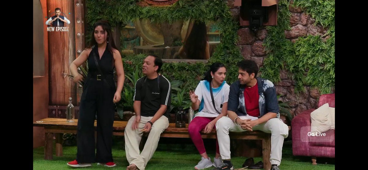 Tanya u did best not to worry aaj apka ek aur side dikha which is good 

#TanyaMittal 
#gaumata 
#AmaalMallik 
#AshnorKaur 
#BiggBoss19