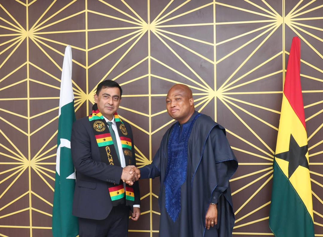 PakinGhana's tweet photo. H.C-designate of Pakistan to Ghana, Mr. Najeeb Durrani, met Hon. Samuel Okudzeto Ablakwa, Minister for Foreign Affairs of Ghana, and formally presented the Open Letter of Credentials. The meeting reaffirmed commitment to deepen 🇵🇰🤝🇬🇭 ties in all areas @ForeignOfficePk @GhanaMFA https://t.co/h9p0gbmUm0