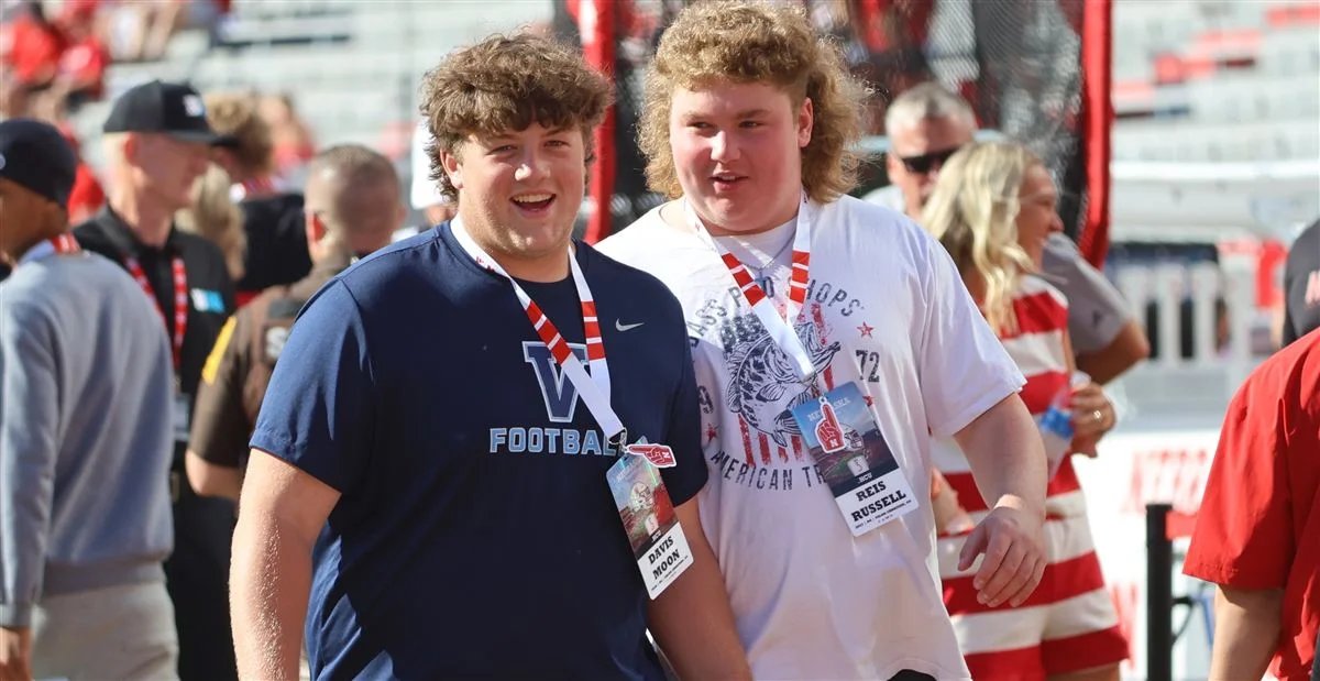 Highlands Ranch (Colo.) Valor Christian 2028 offensive lineman Davis Moon checked out Nebraska over the weekend 247sports.com/college/nebras…