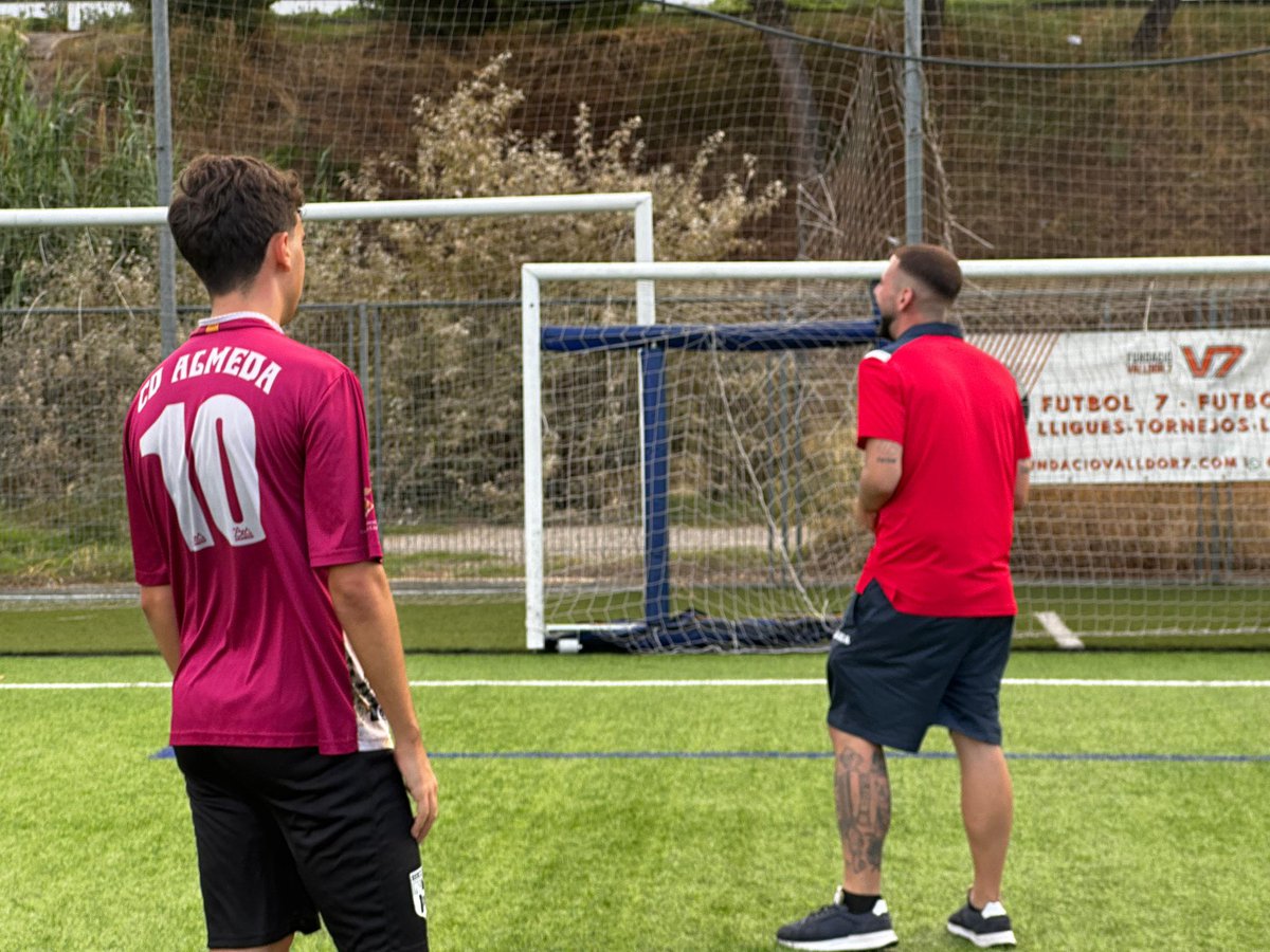 iamdanielmd's tweet image. Comienza lo bonito de este deporte! 
⚽️ Semana de liga! @CD_ALMEDA 💙

🕢 Domingo 12h 🆚 @cdtrinidad (#3CAT9)

🕢 Domingo 18h 🆚 @FCSantJustB (#4CAT23)