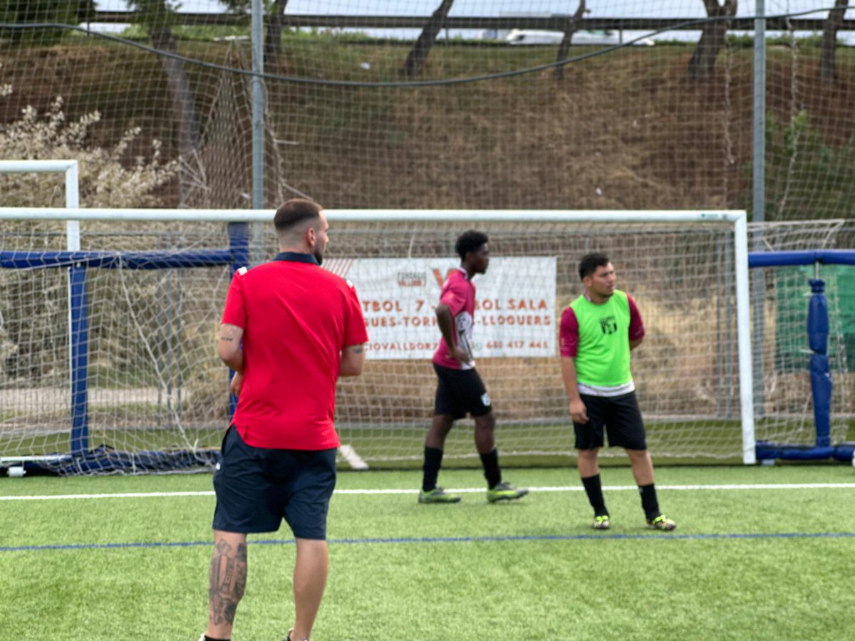 Daniel Mayorga ✝️ (@iamdanielmd) on Twitter photo Comienza lo bonito de este deporte!
⚽️ Semana de liga! <a href="/CD_ALMEDA/">CD ALMEDA</a> 💙
🕢 Domingo 12h 🆚 <a href="/cdtrinidad/">C.D.TRINIDAD</a> (#3CAT9)
🕢 Domingo 18h 🆚 <a href="/FCSantJustB/">FC Sant Just B</a> (#4CAT23) Comienza lo bonito de este deporte!
⚽️ Semana de liga! <a href="/CD_ALMEDA/">CD ALMEDA</a> 💙
🕢 Domingo 12h 🆚 <a href="/cdtrinidad/">C.D.TRINIDAD</a> (#3CAT9)
🕢 Domingo 18h 🆚 <a href="/FCSantJustB/">FC Sant Just B</a> (#4CAT23)
