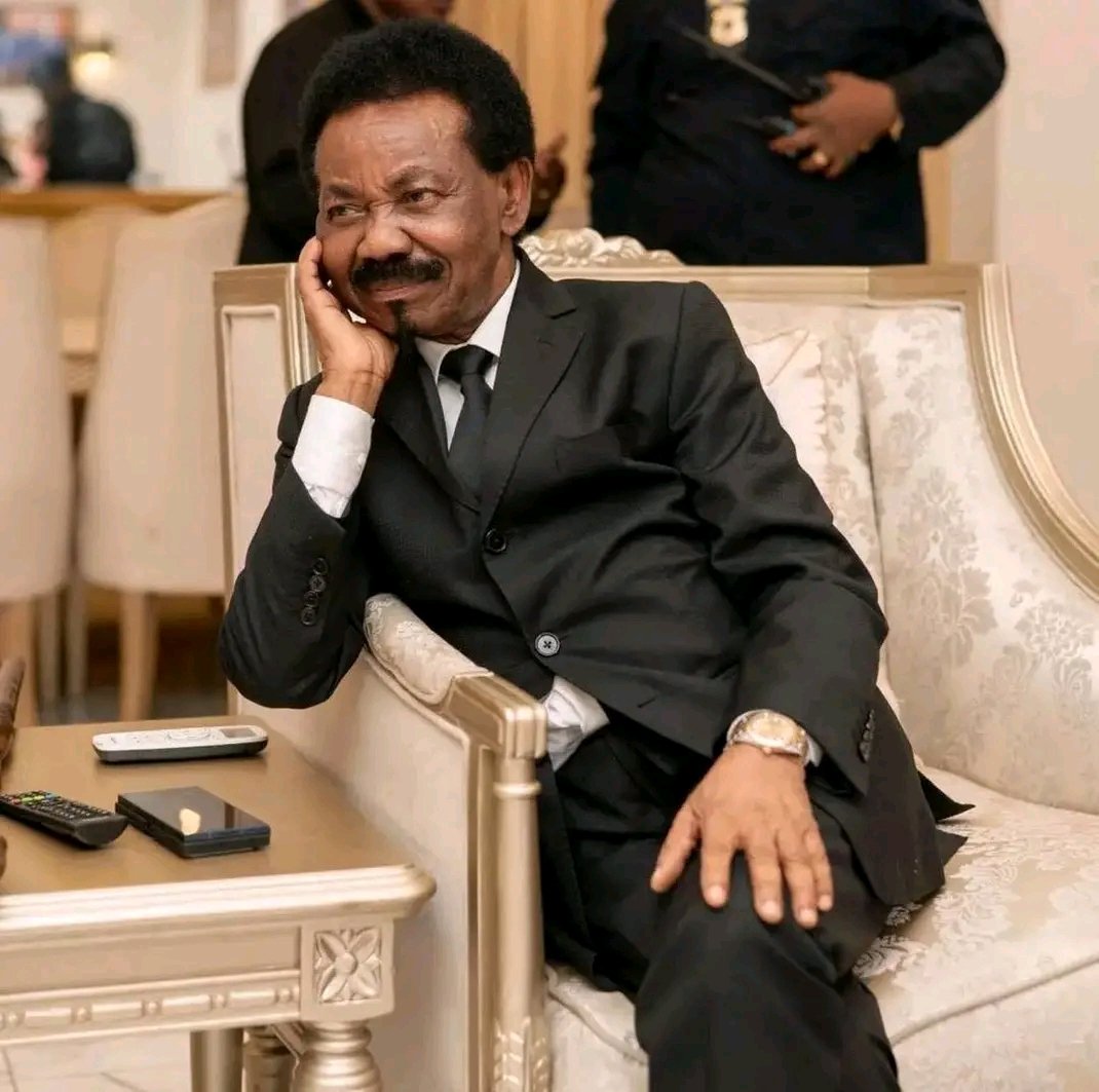 Donc; Si je comprends bien, le moyen le plus facile de gagner des abonnés, c'est d'organiser de faux challenges ? 
Pourquoi les congolais aiment-ils tant tricher ? Même pour les simples abonnés, c'est très honteux. 
<a href="/Past243/">PASTA Tout_kin</a> ,<a href="/Observateur_X/">OBSERVATEUR X 🇨🇩</a> ,<a href="/FranckOnem60538/">Dr Franck Onema</a> <a href="/edgardisha/">Edgard ishara branyEd🇨🇩🇨🇩🇺🇸</a>