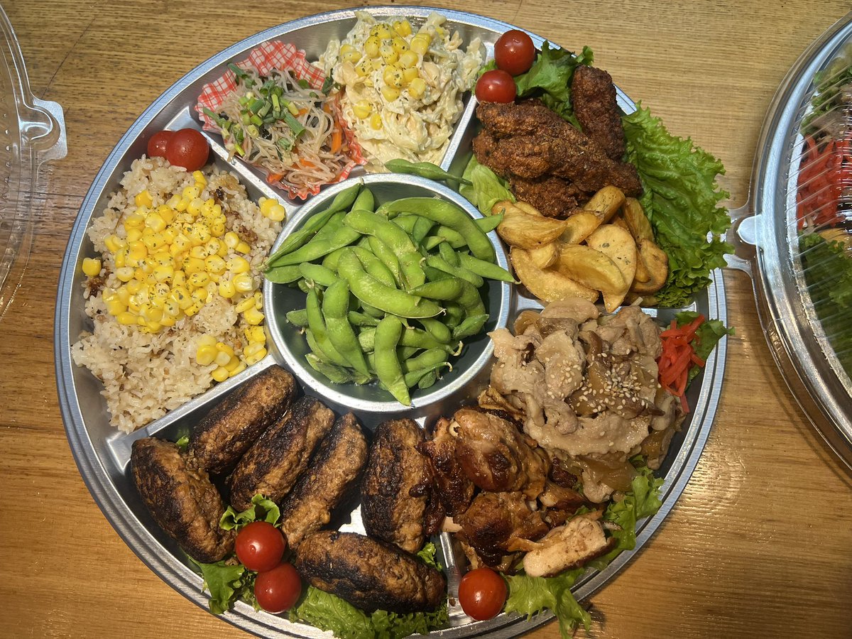 nikumeshikato's tweet photo. 肉めしかとう特製オードブル盛り合わせご注文ありがとうございます！ https://t.co/K0f6VPUYBU