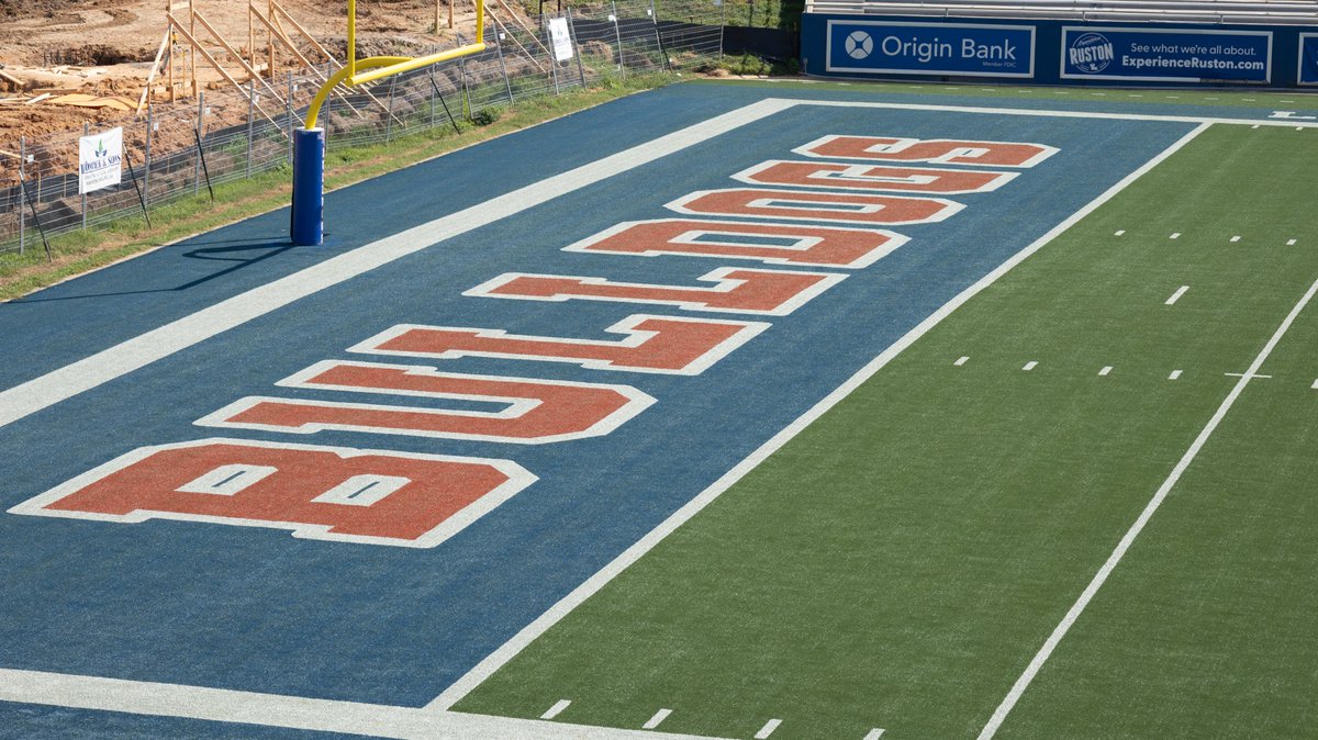 GeoSurfaces's tweet photo. Home of the bulldogs. ๐
---------------------------------
Newest Pivot install at Louisiana Tech!
#geosurfaces #football #louisianafootball #turfinstall #pivotinstall https://t.co/ut6dW4DQTY