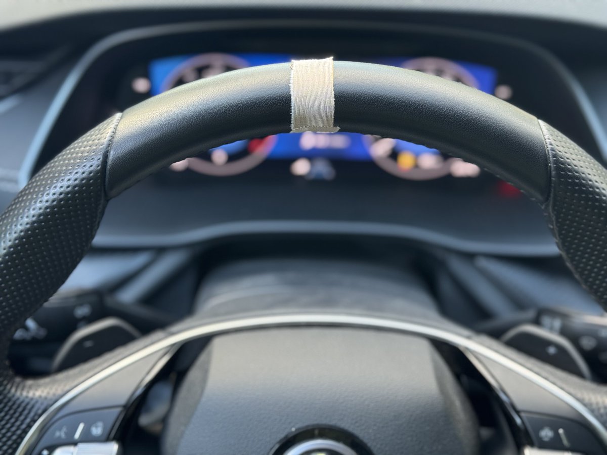 Rangé des voitures tweet media