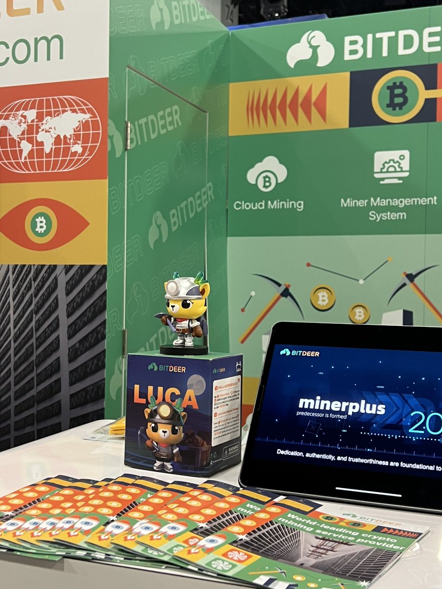 Caihui__yang's tweet image. On the second day of Bitcoin2023 
Looking forward to seeing you 

@bitdeer 

#bitcoin #BitcoinConference2023 #Bitcoinmiami