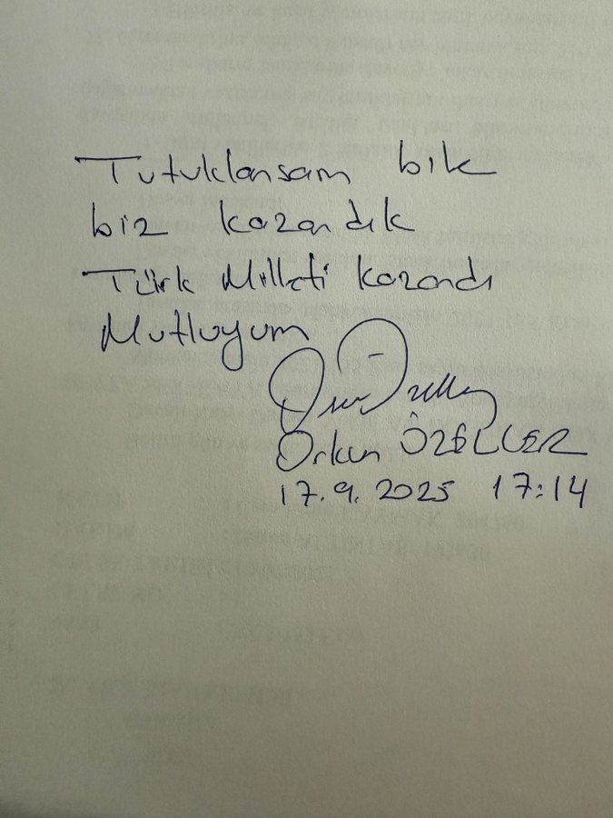 Harp tarihçisi Selim Erdoğan: 

“Bu kağıt parçası 10 sene sonra İstiklal Madalyası hükmünde olacak.

Yazın bir kenara.”
